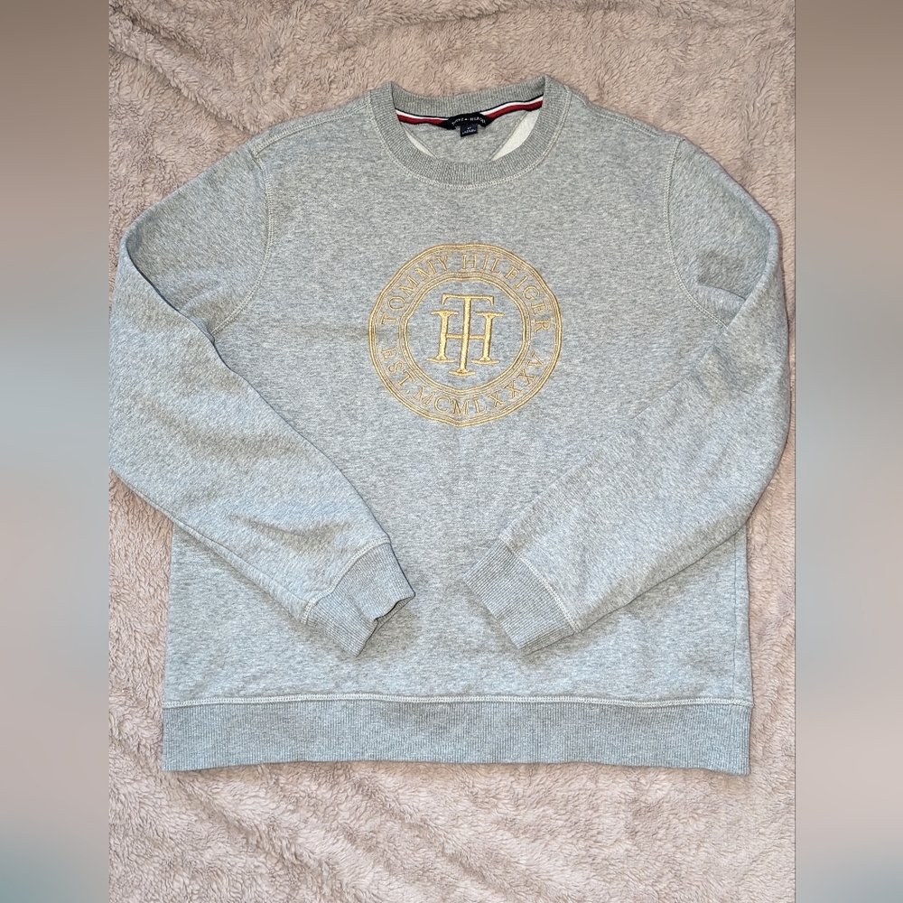 COPY - Tommy Hilfiger sweatshirt size medium